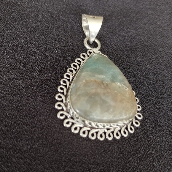 925 Silver Stamped Teardrop Stone Pendant - Picture 5 of 7